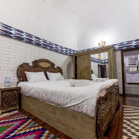 Feruzkhan Hotel - Madrassah Mohammed Rakhim Khan 1871 Khiva Exterior photo
